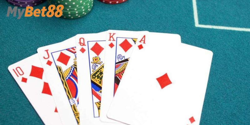 Chi tiết cách chơi của game poker